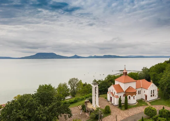 아파트 In - Balaton 19180